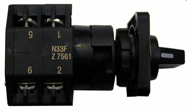 Cam switch #N33FZ7561 